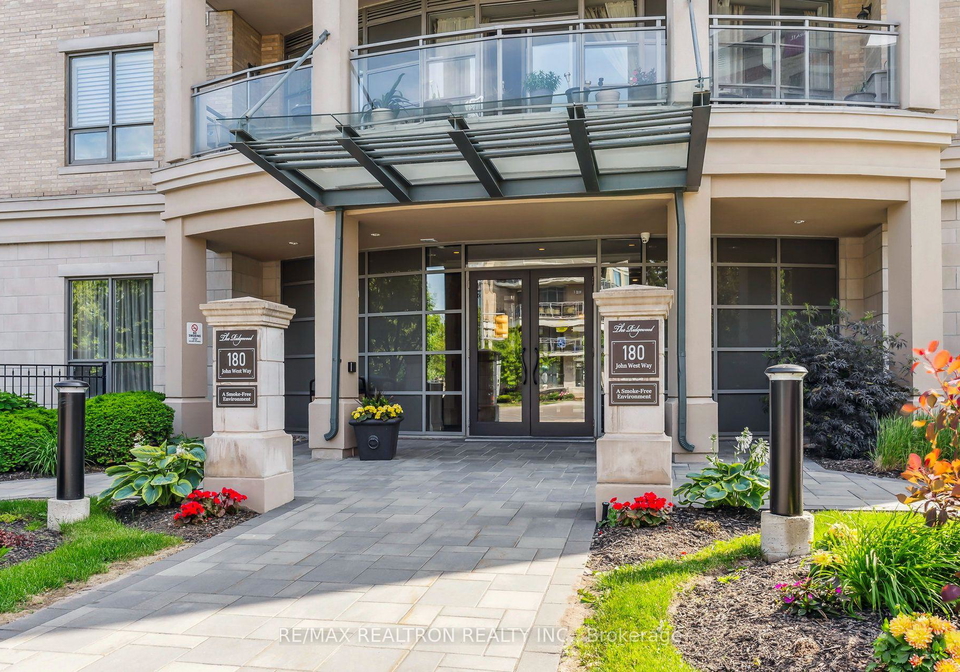 180-john-way-w-aurora-ontario-n13715598