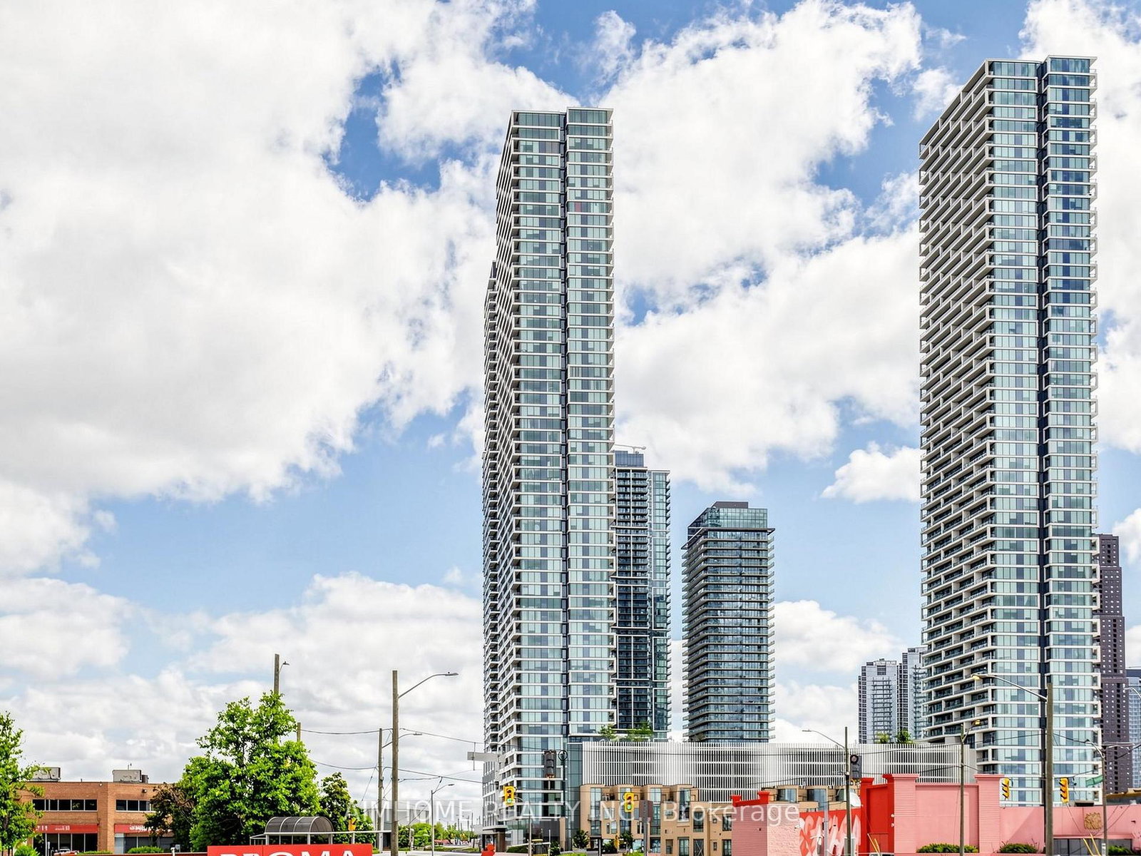 898-portage-pkwy-parkway-vaughan-ontario-n13716308