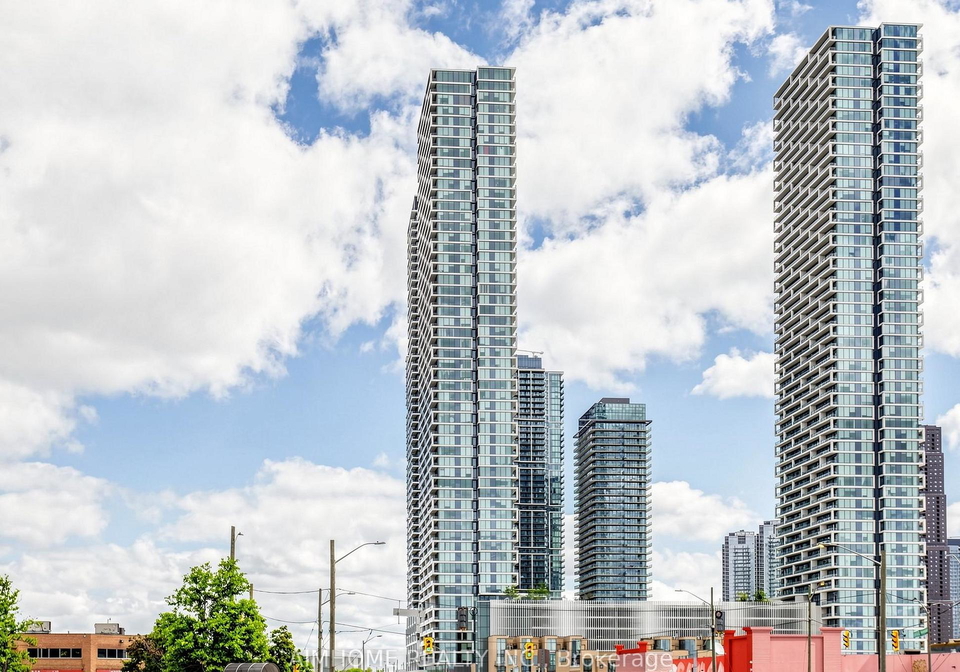 898-portage-pkwy-parkway-vaughan-ontario-n13716308