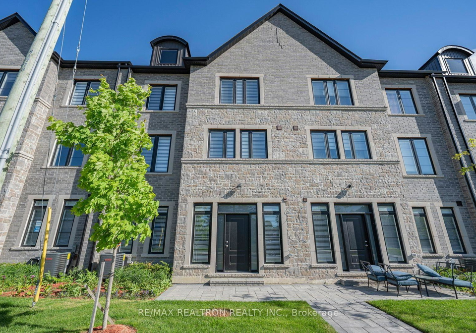 260-eagle-street-newmarket-ontario-n13716652