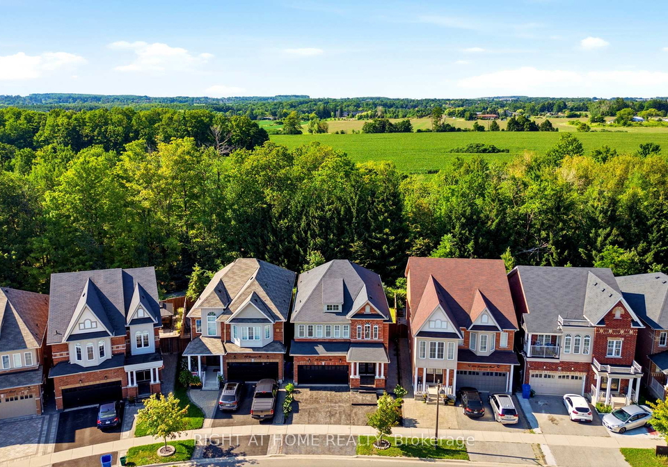 216-greenwood-road-whitchurch-stouffville-ontario-n13716916