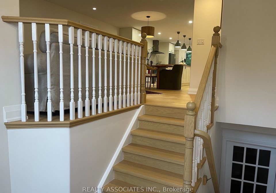 1059-nantyr-drive-innisfil-ontario-n13717256