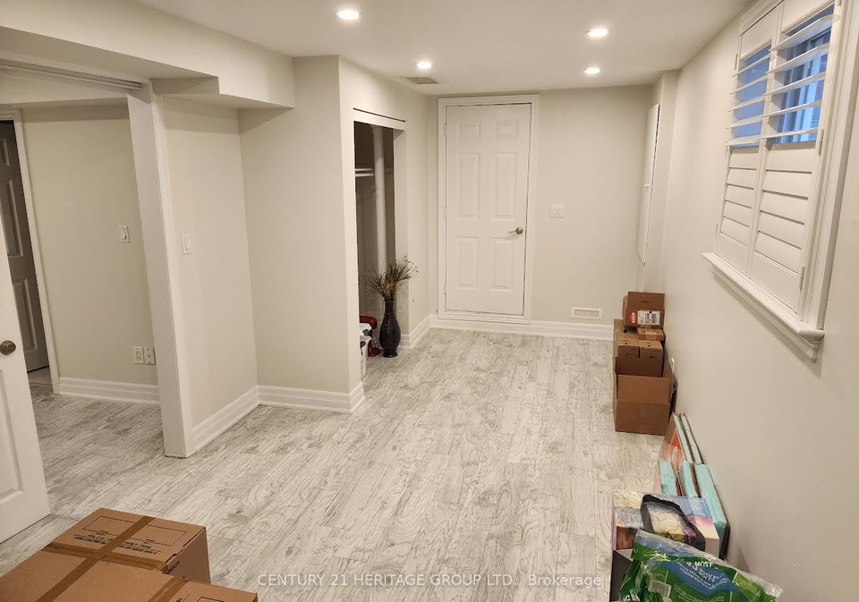 490-cody-crescent-newmarket-ontario-n13717348