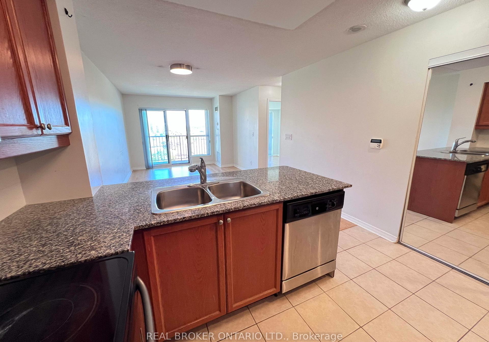 185-oneida-crescent-richmond-hill-ontario-n13717632