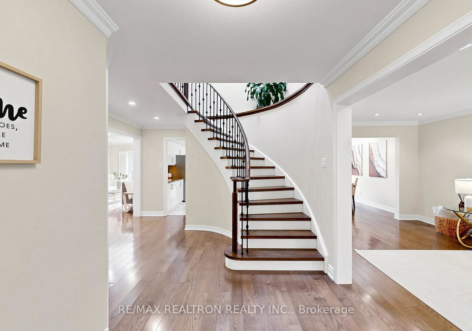 15-rainey-court-richmond-hill-ontario-n13717732