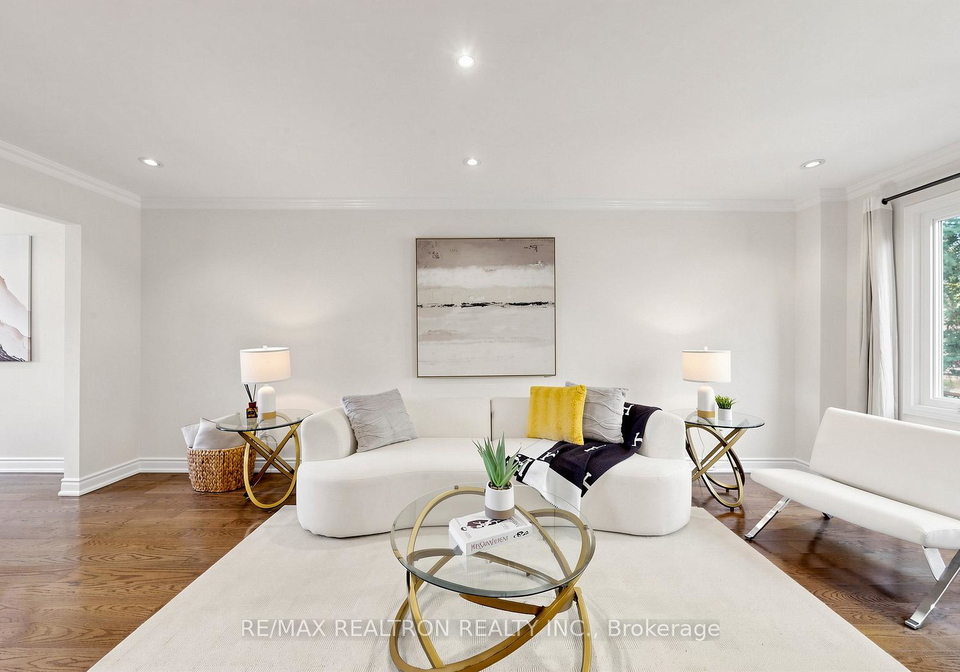 15-rainey-court-richmond-hill-ontario-n13717732