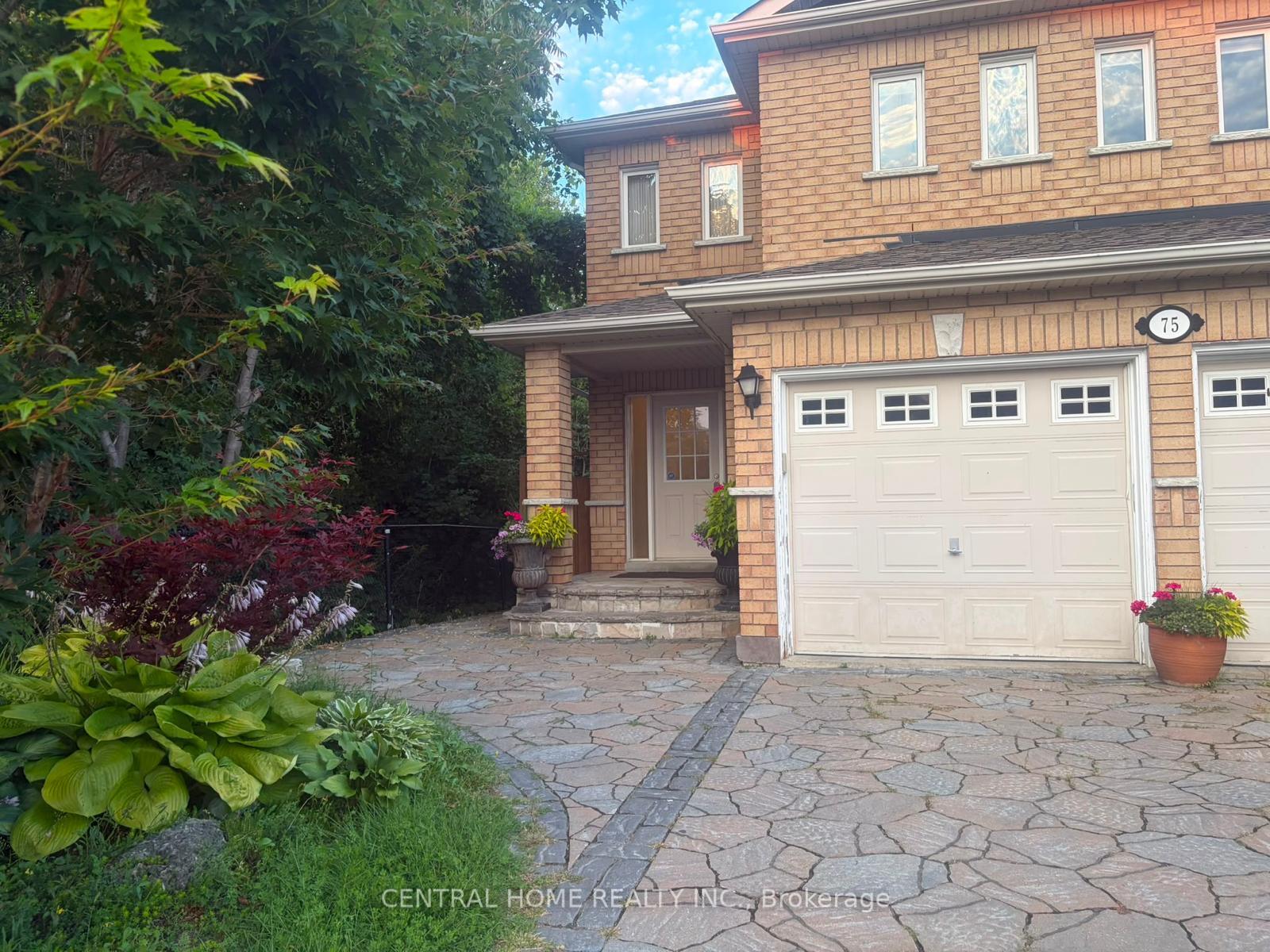 75-bayswater-avenue-richmond-hill-ontario-n13717750