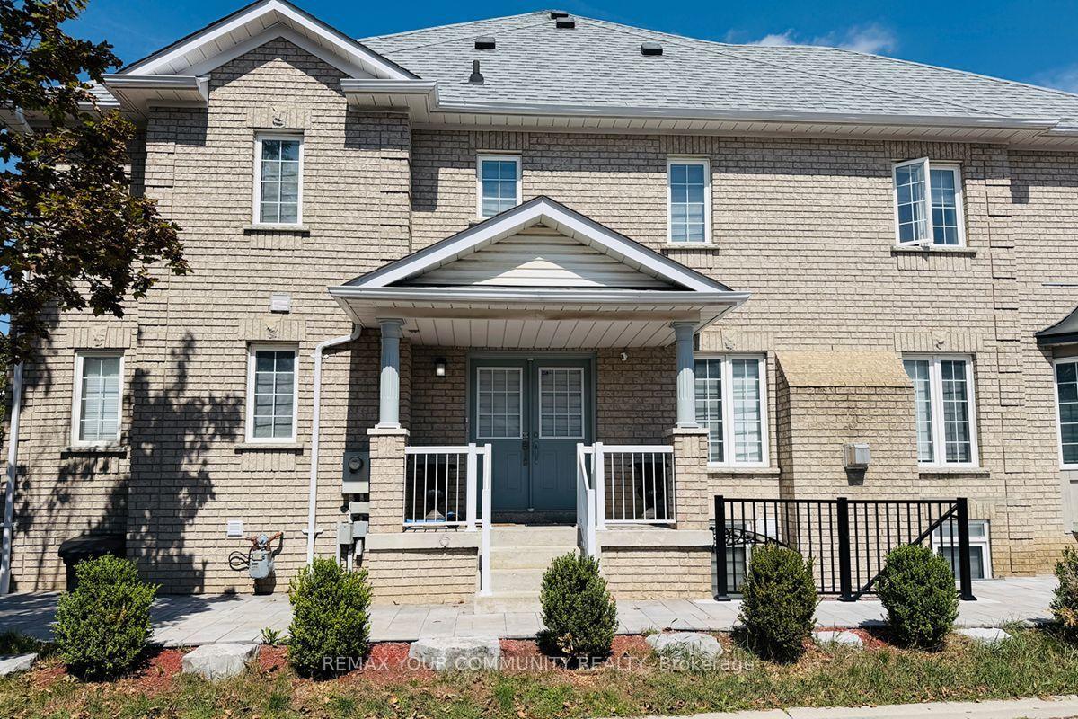 15-benjamin-hood-crescent-vaughan-ontario-n13717808