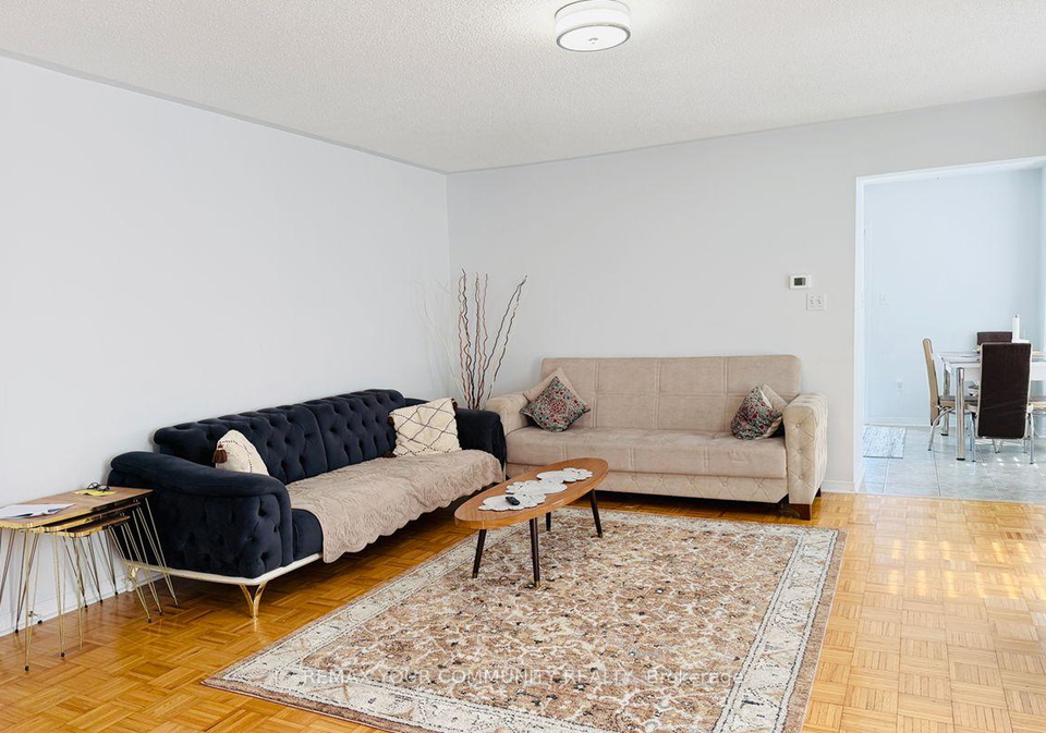 15-benjamin-hood-crescent-vaughan-ontario-n13717808