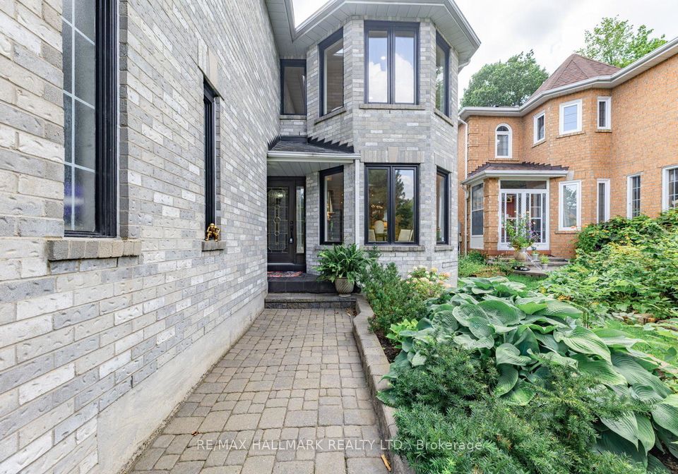 106-larratt-lane-richmond-hill-ontario-n13718082