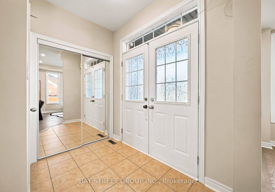 5-tottenham-court-markham-ontario-n13718226