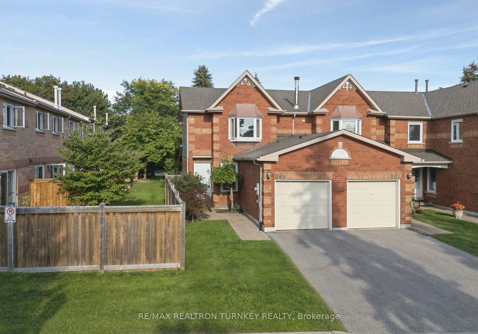 805-playter-crescent-newmarket-ontario-n13718896