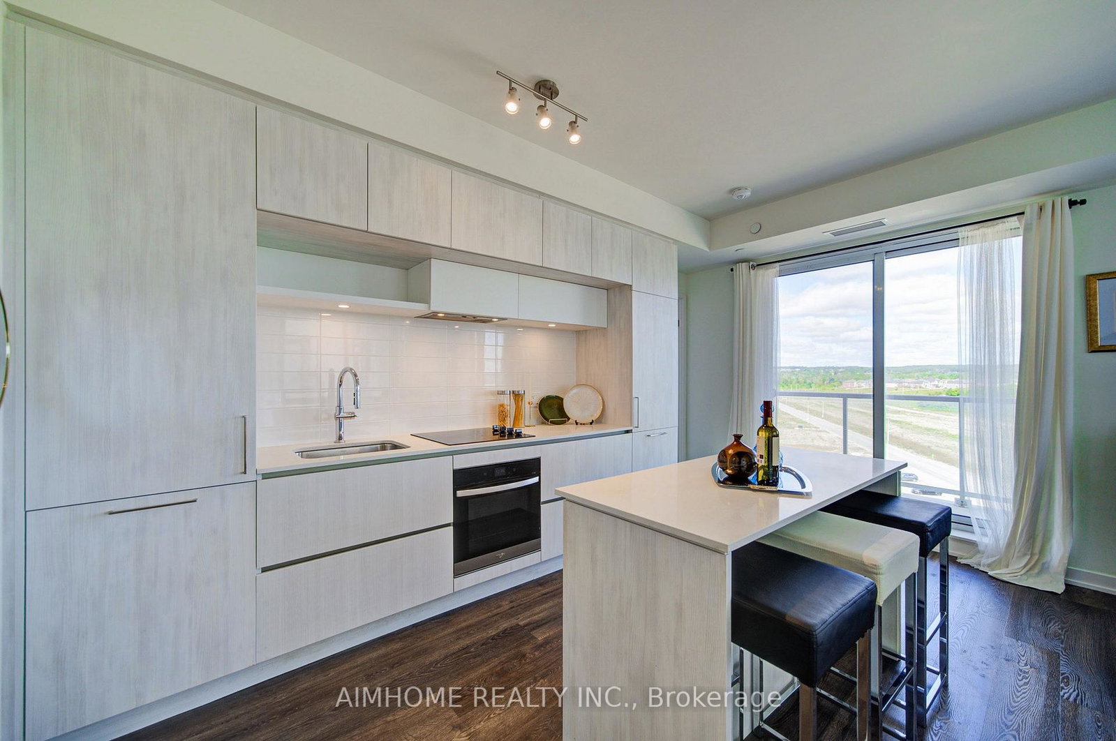 2-david-eyer-road-e-richmond-hill-ontario-n13720766