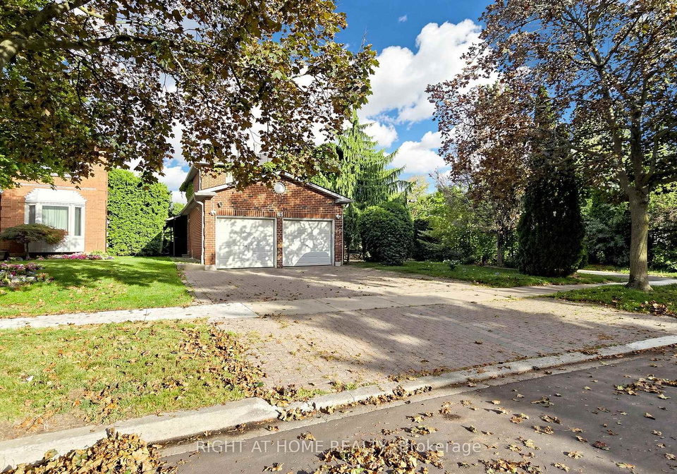 43-topham-crescent-richmond-hill-ontario-n13720842