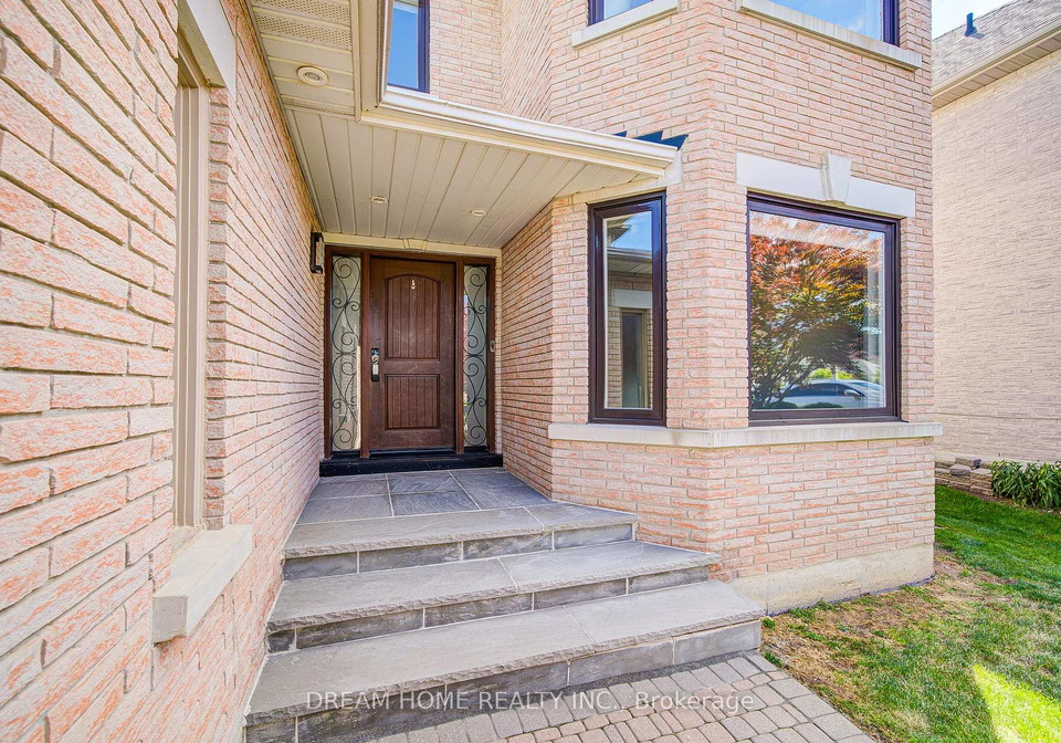 5-silk-court-richmond-hill-ontario-n13720896