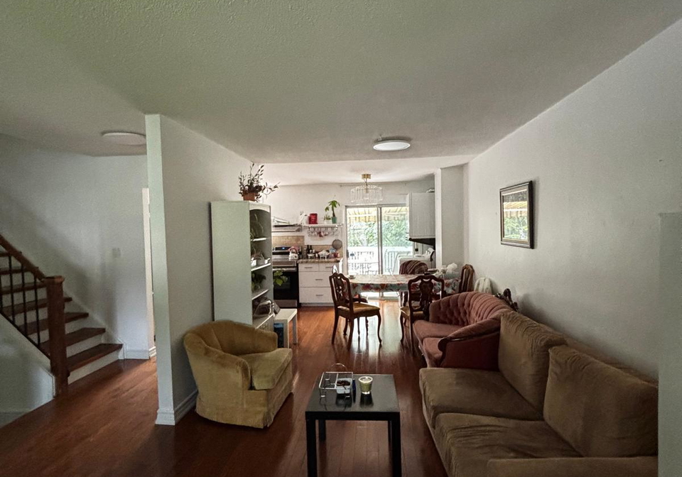 278-waratah-avenue-newmarket-ontario-n13720960