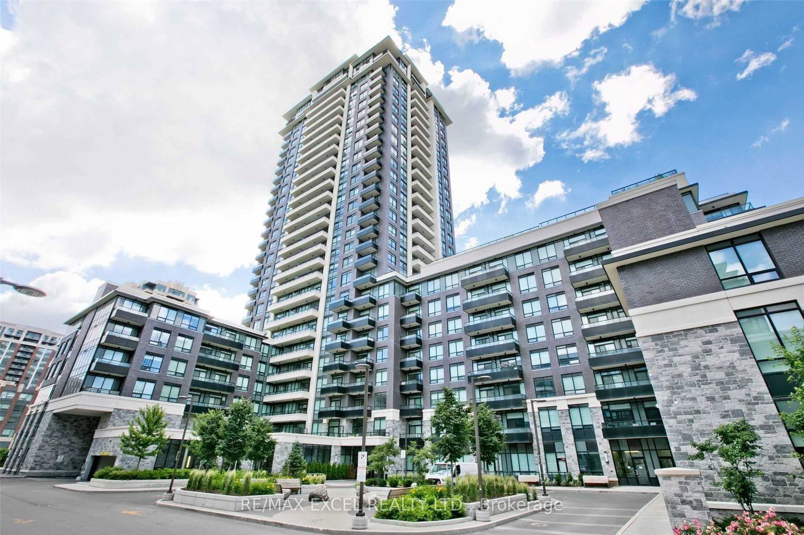 15-water-walk-drive-markham-ontario-n13721012