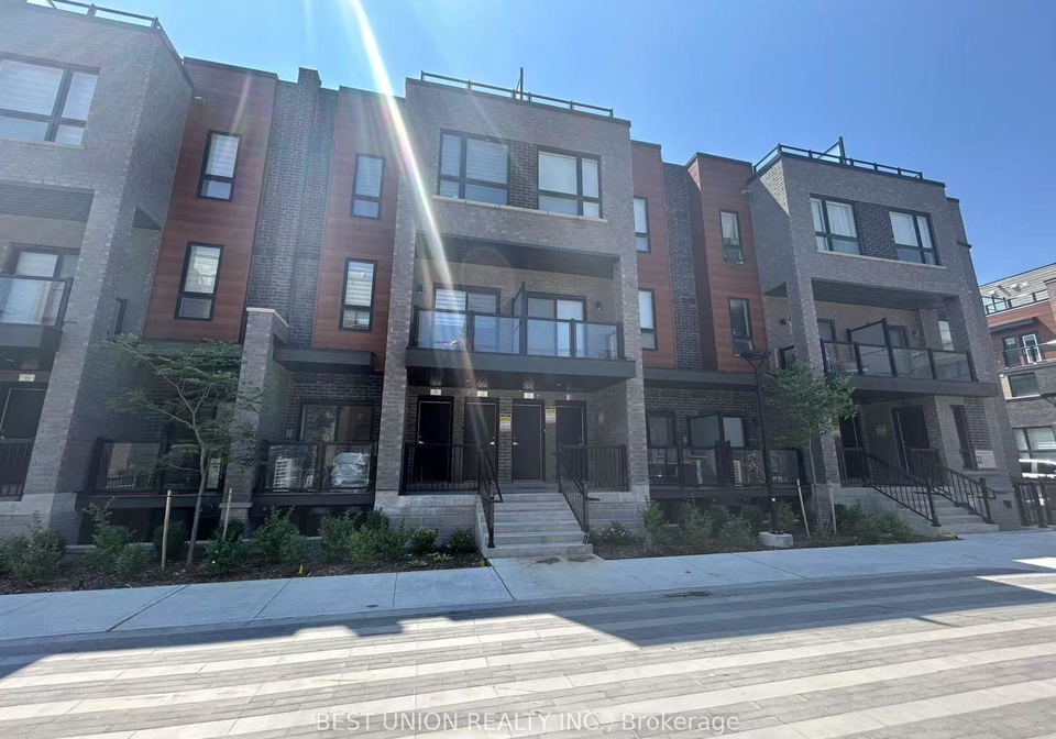 22-lytham-green-circle-newmarket-ontario-n13721228