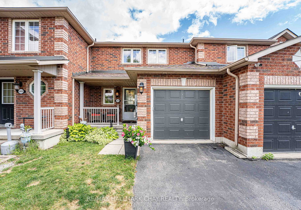 2035-swan-street-innisfil-ontario-n13722382