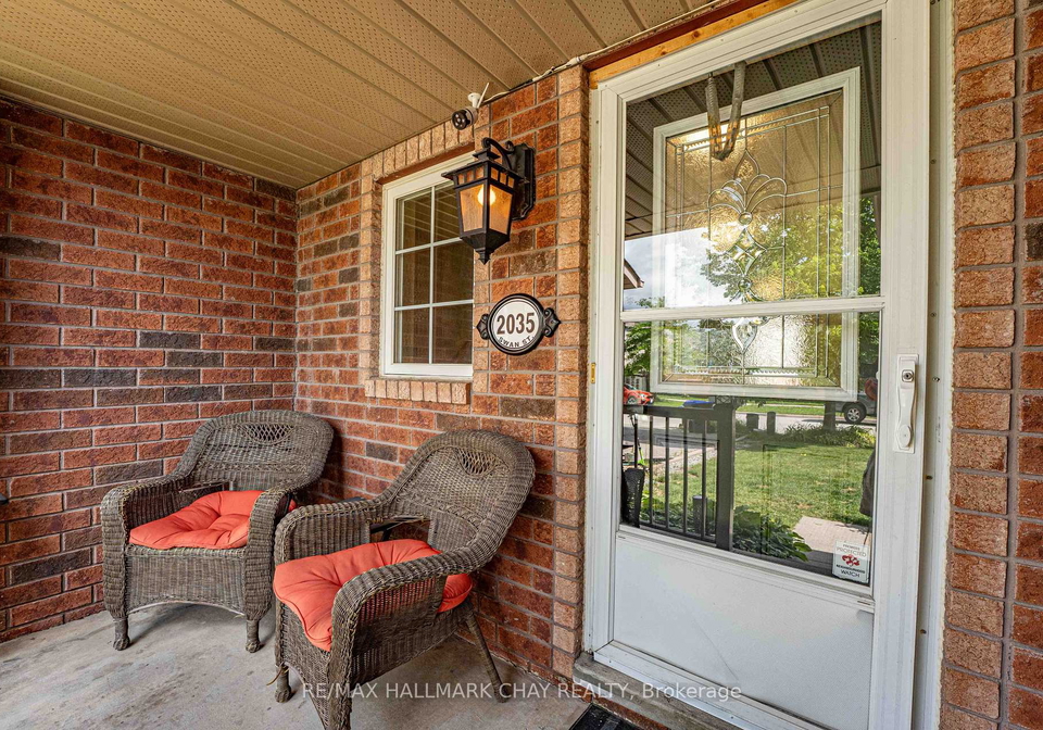 2035-swan-street-innisfil-ontario-n13722382