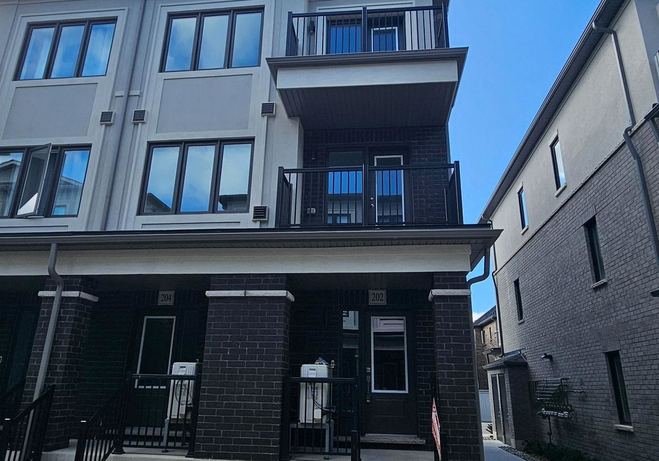 202-matawin-lane-richmond-hill-ontario-n13722816