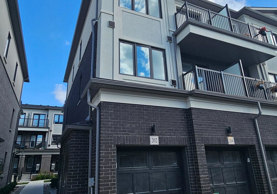 202-matawin-lane-richmond-hill-ontario-n13722816