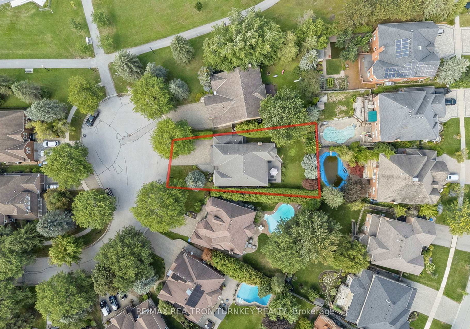 1004-portminster-court-newmarket-ontario-n13722986