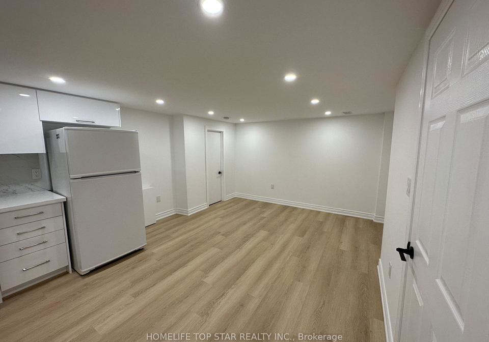 38-cartier-crescent-richmond-hill-ontario-n13723444