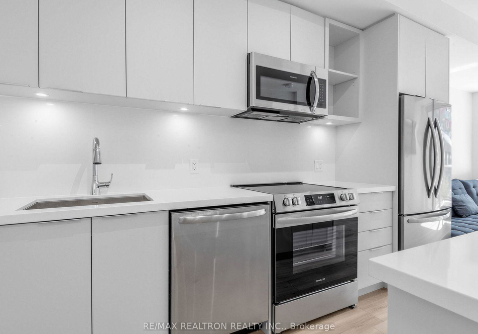 333-sunseeker-avenue-innisfil-ontario-n13724082