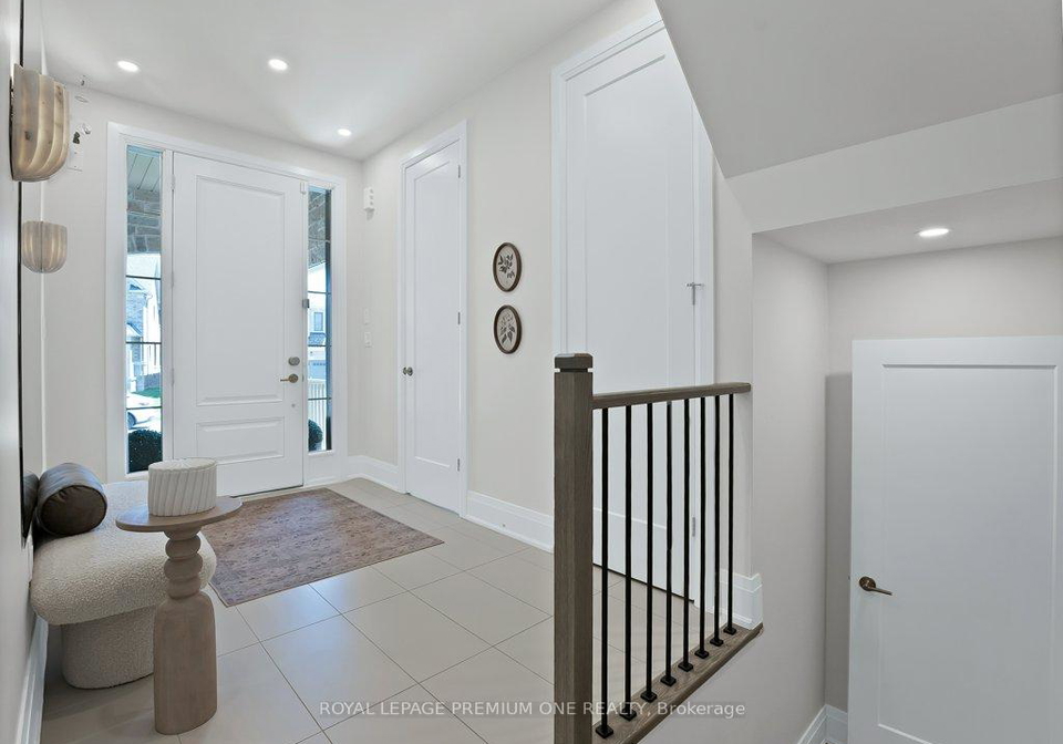 6-byblos-court-east-gwillimbury-ontario-n13724172