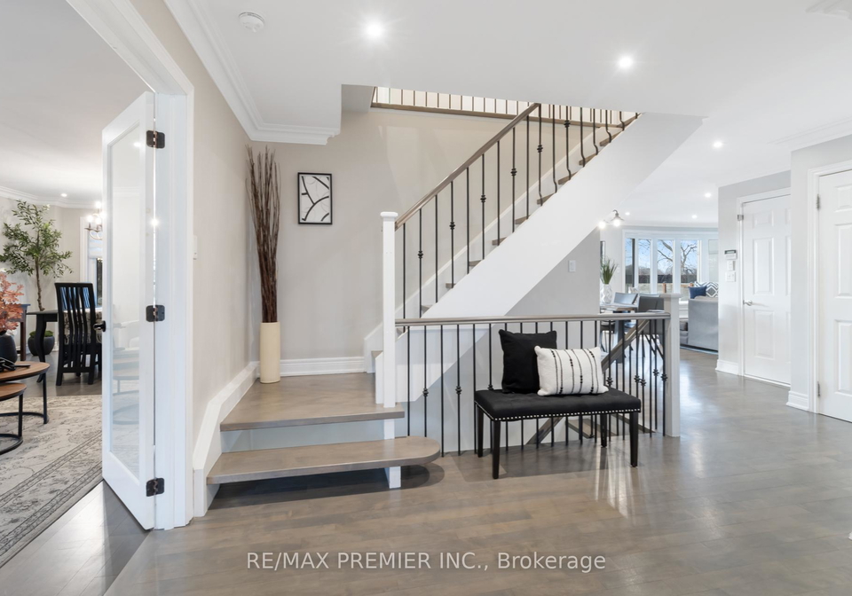 60-nobleview-drive-king-ontario-n13724338