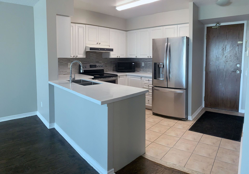 11-oneida-crescent-richmond-hill-ontario-n13724390