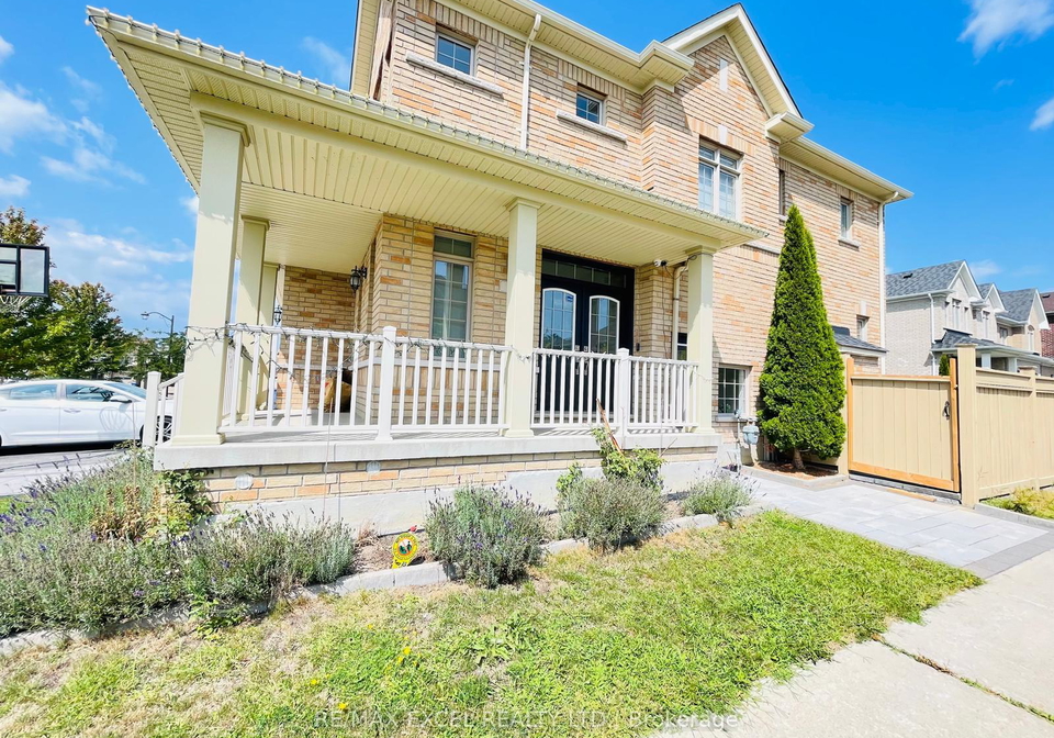 2-peter-miller-street-n-aurora-ontario-n13724532
