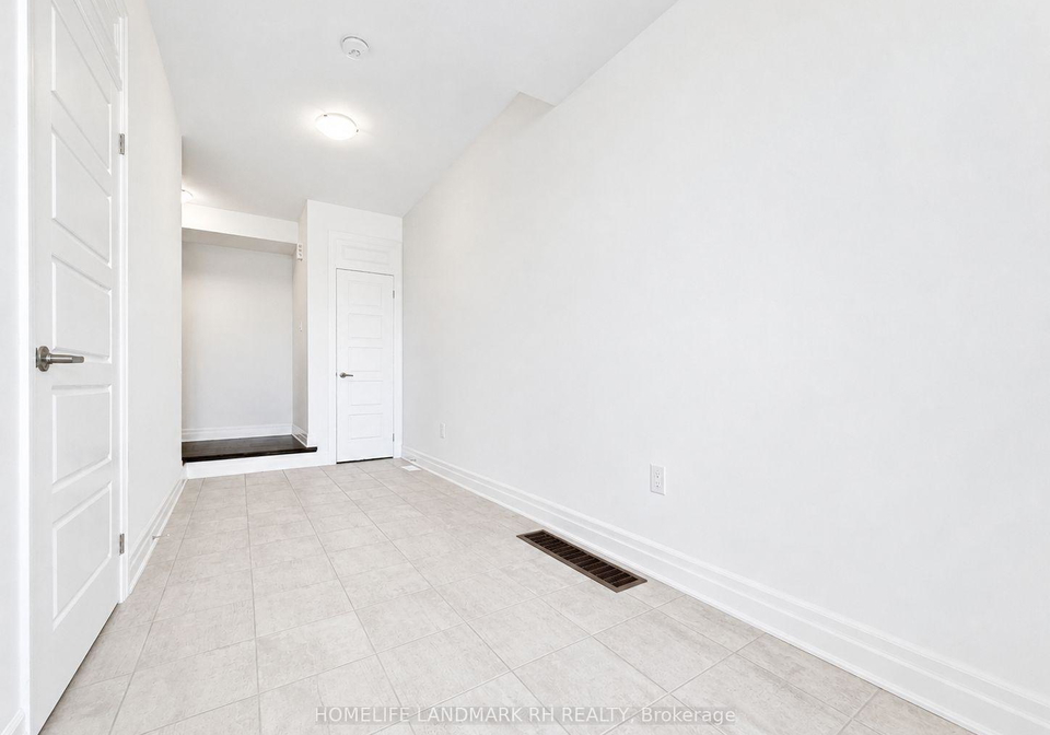 56-azure-drive-markham-ontario-n13724724