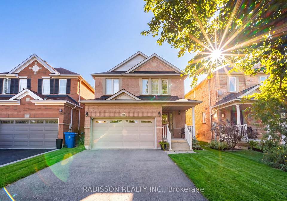 863-oaktree-crescent-newmarket-ontario-n13724752
