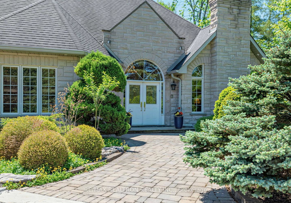 7-gilbert-drive-aurora-ontario-n13724970