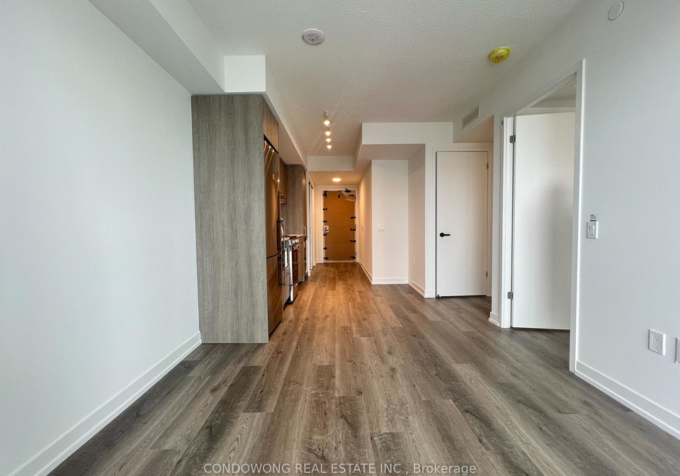195-commerce-street-vaughan-ontario-n13725452