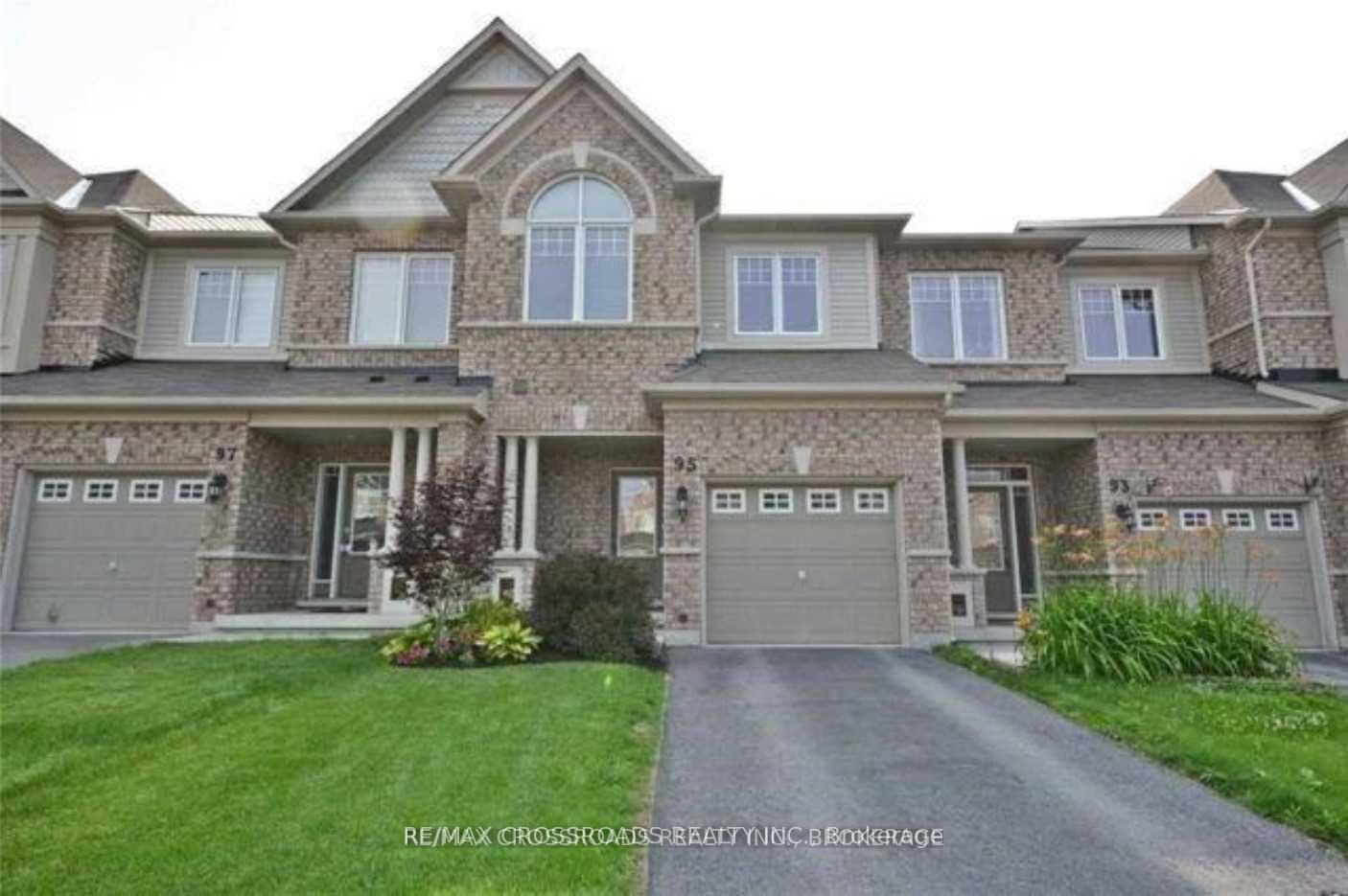 95-thatcher-crescent-newmarket-ontario-n13725658
