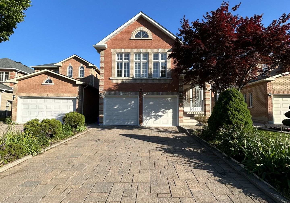 7-symphony-gate-markham-ontario-n13726150