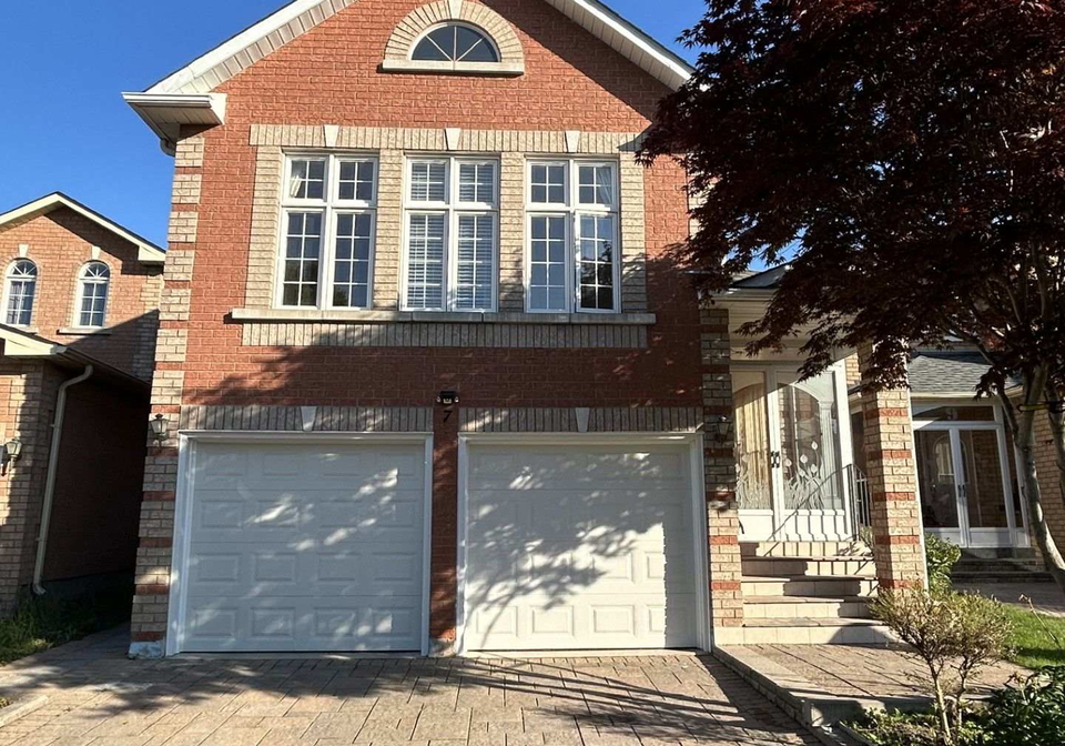 7-symphony-gate-markham-ontario-n13726150
