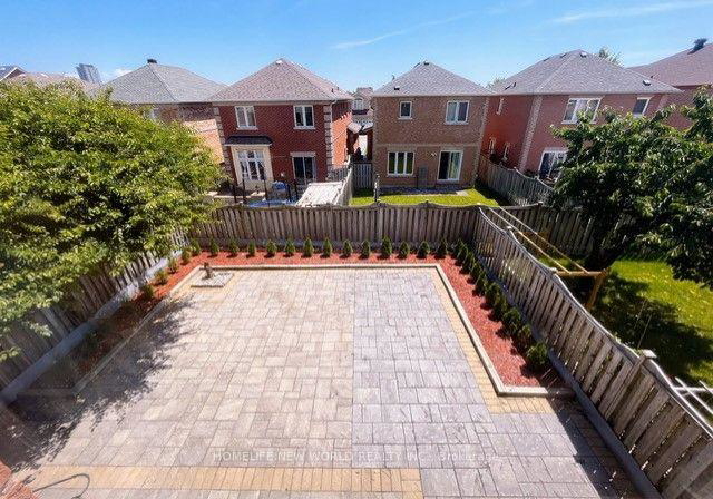 7-symphony-gate-markham-ontario-n13726150
