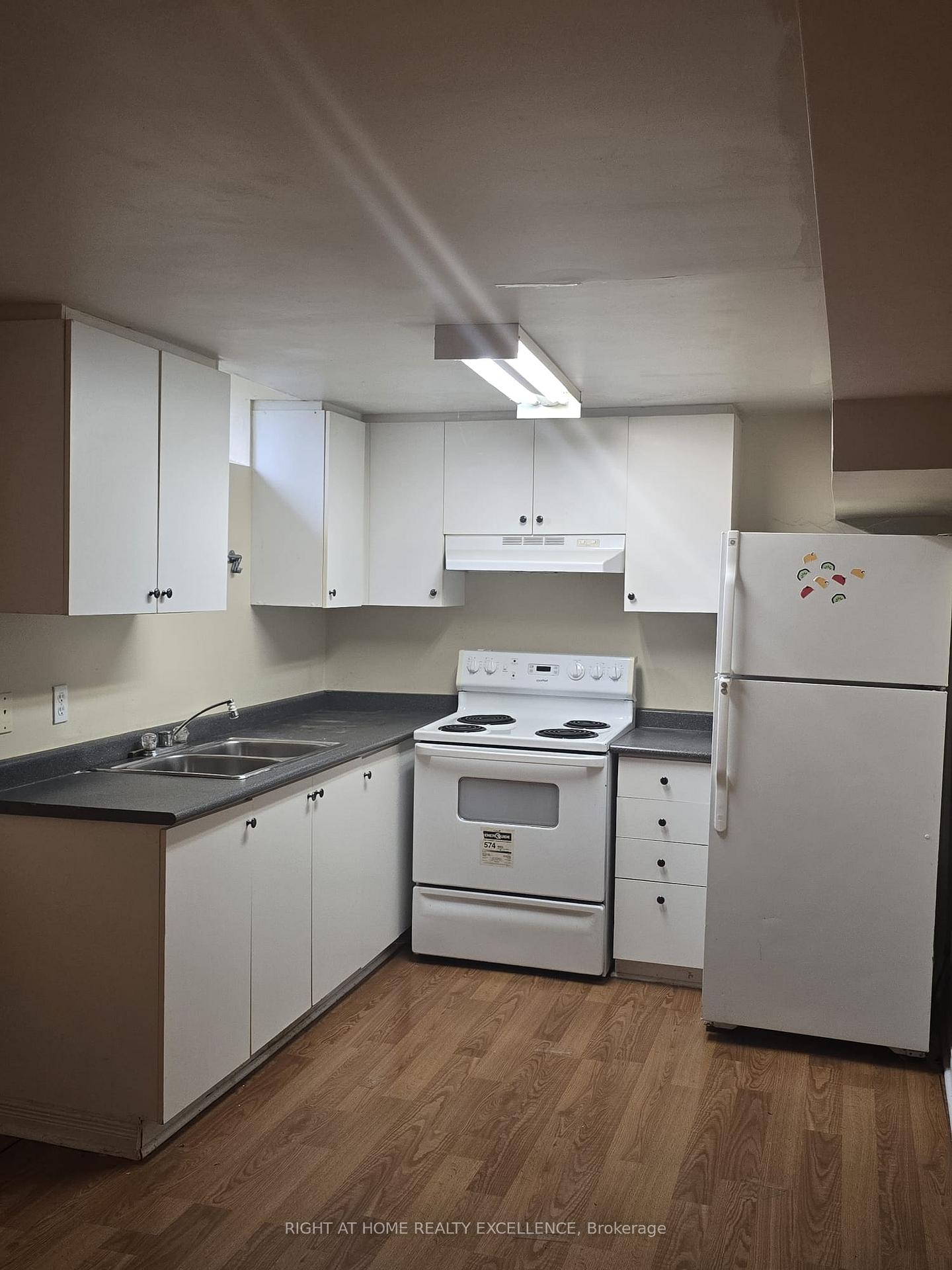 11-charlton-avenue-vaughan-ontario-n13726252