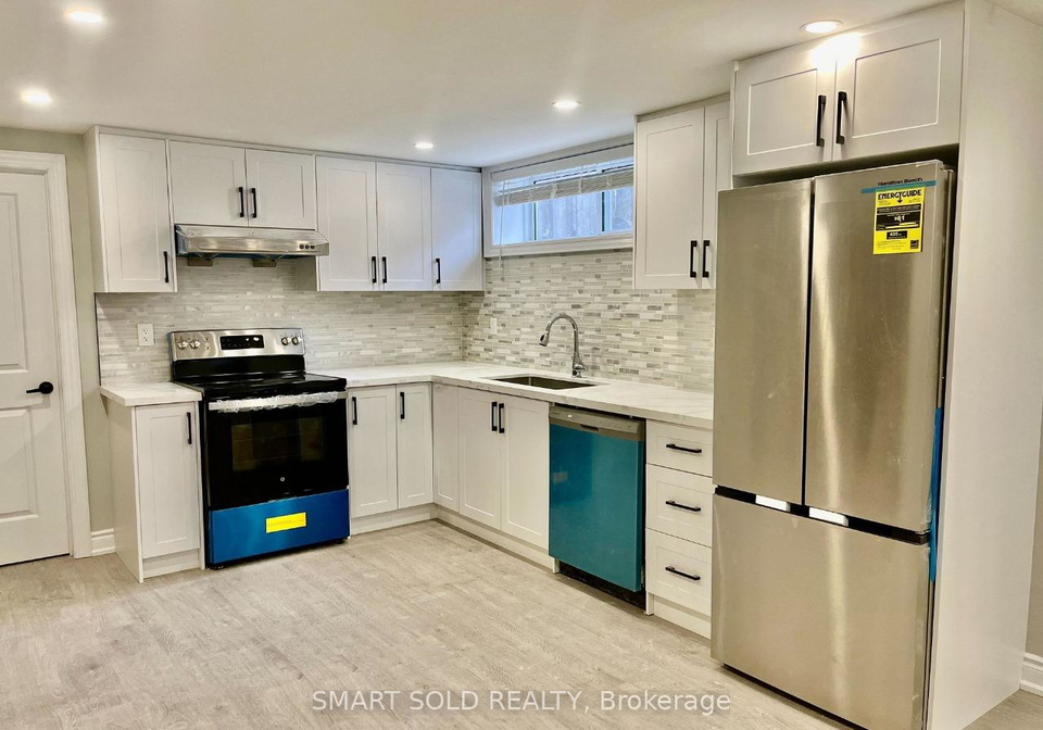 228-silverbirch-drive-newmarket-ontario-n13726374