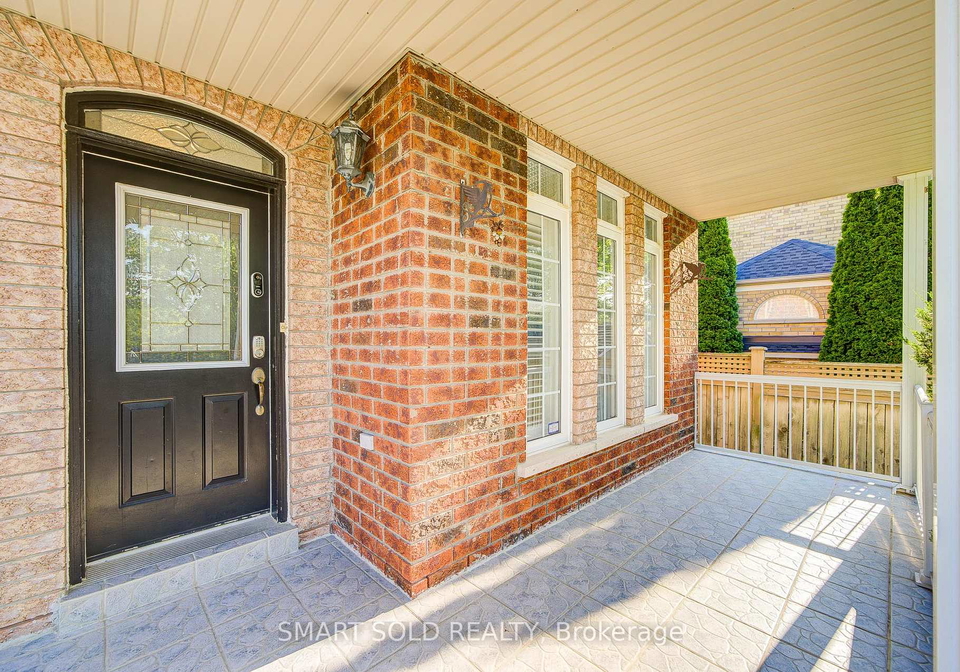 39-victoria-wood-avenue-markham-ontario-n13726412