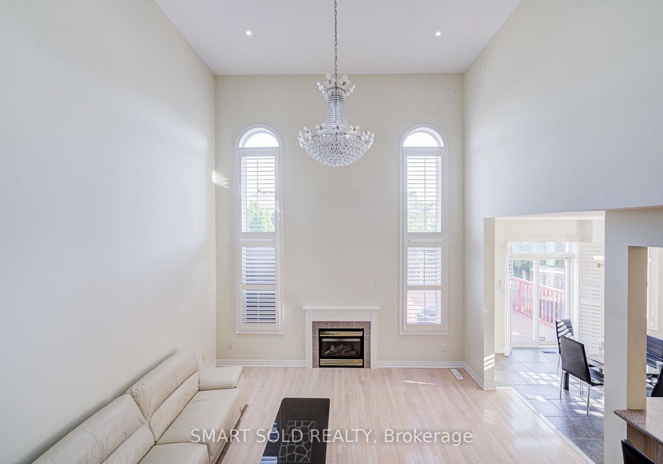 39-victoria-wood-avenue-markham-ontario-n13726412