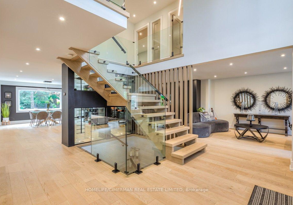 365-kennedy-street-w-aurora-ontario-n13726436
