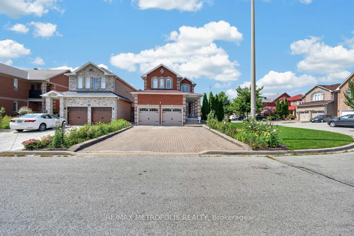 32-summerlea-street-markham-ontario-n13727294