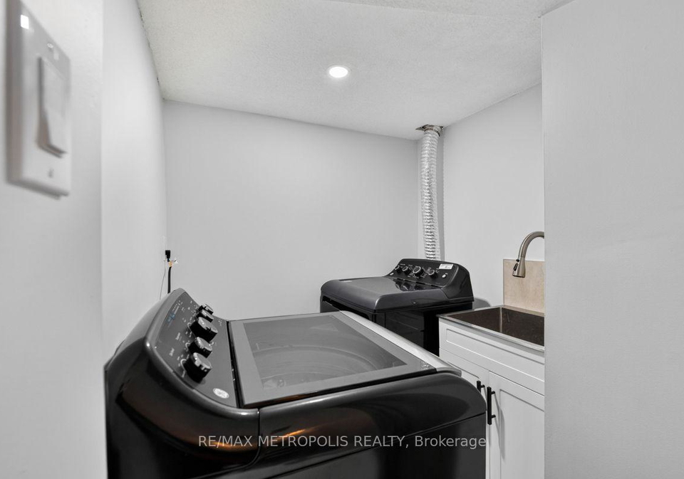 32-summerlea-street-markham-ontario-n13727294
