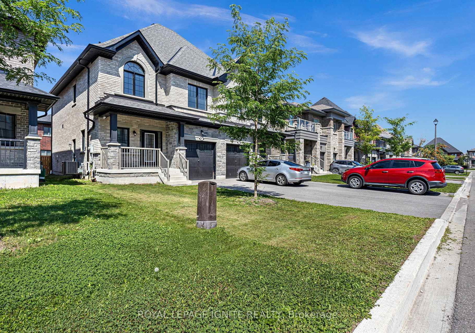 9-alan-williams-trail-uxbridge-ontario-n13727482