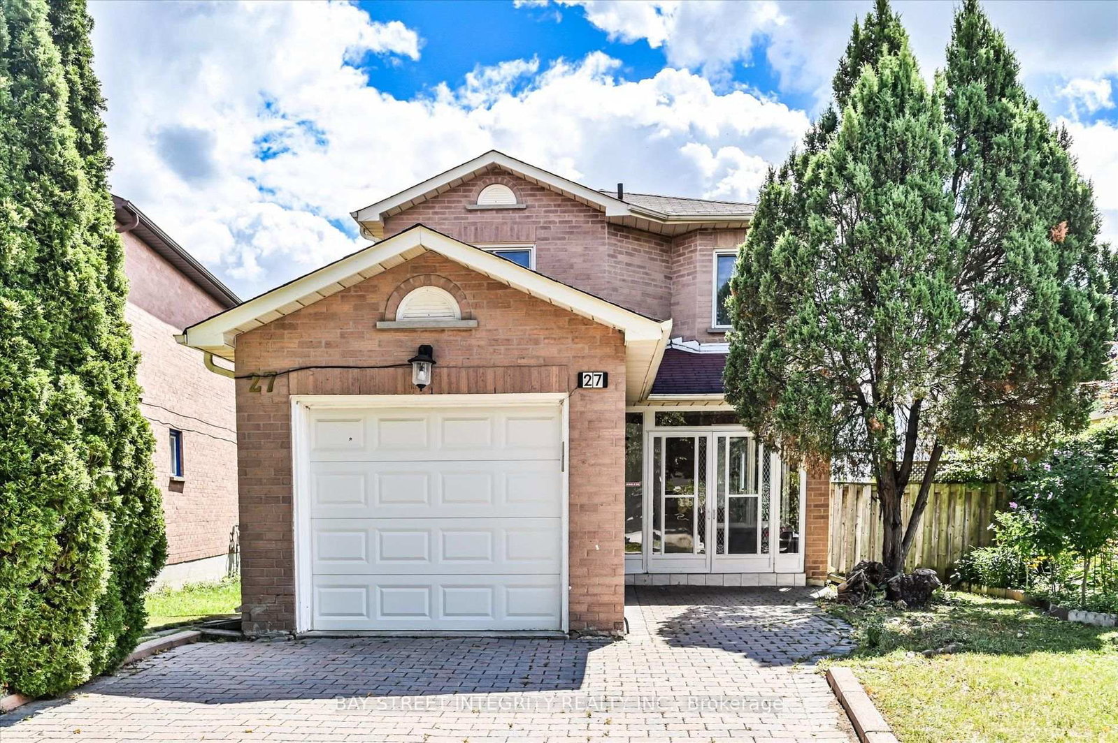 27-samantha-circle-richmond-hill-ontario-n13727960